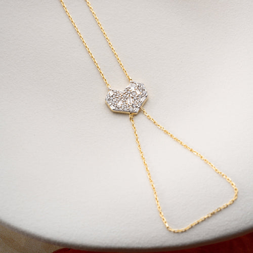 Große Herz-Handkette aus 925 Silber von AURIME, detailreiche Kette mit Herzanhänger, elegantes Schmuckstück für Damen