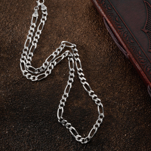 Große Figaro-Halskette aus 925 Silber von AURIME, detaillierte Kette mit klassischen Figaro-Mustern sichtbar