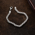 Massives vierkantiges Armband aus 925 Silber von AURIME, mit 5 mm Breite, zeigt detaillierte Oberflächenstruktur.