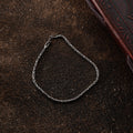 Ovales Armband aus 925 Silber von Aurime, 2,5 mm breit, detailreiche Schmuckstück mit elegante Oberflächenstruktur.
