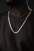 Silberne, flache Königs-Kette von Aurime aus 925 Silber, detailreiche Kettenkette mit poliertem Finish, Nahaufnahme