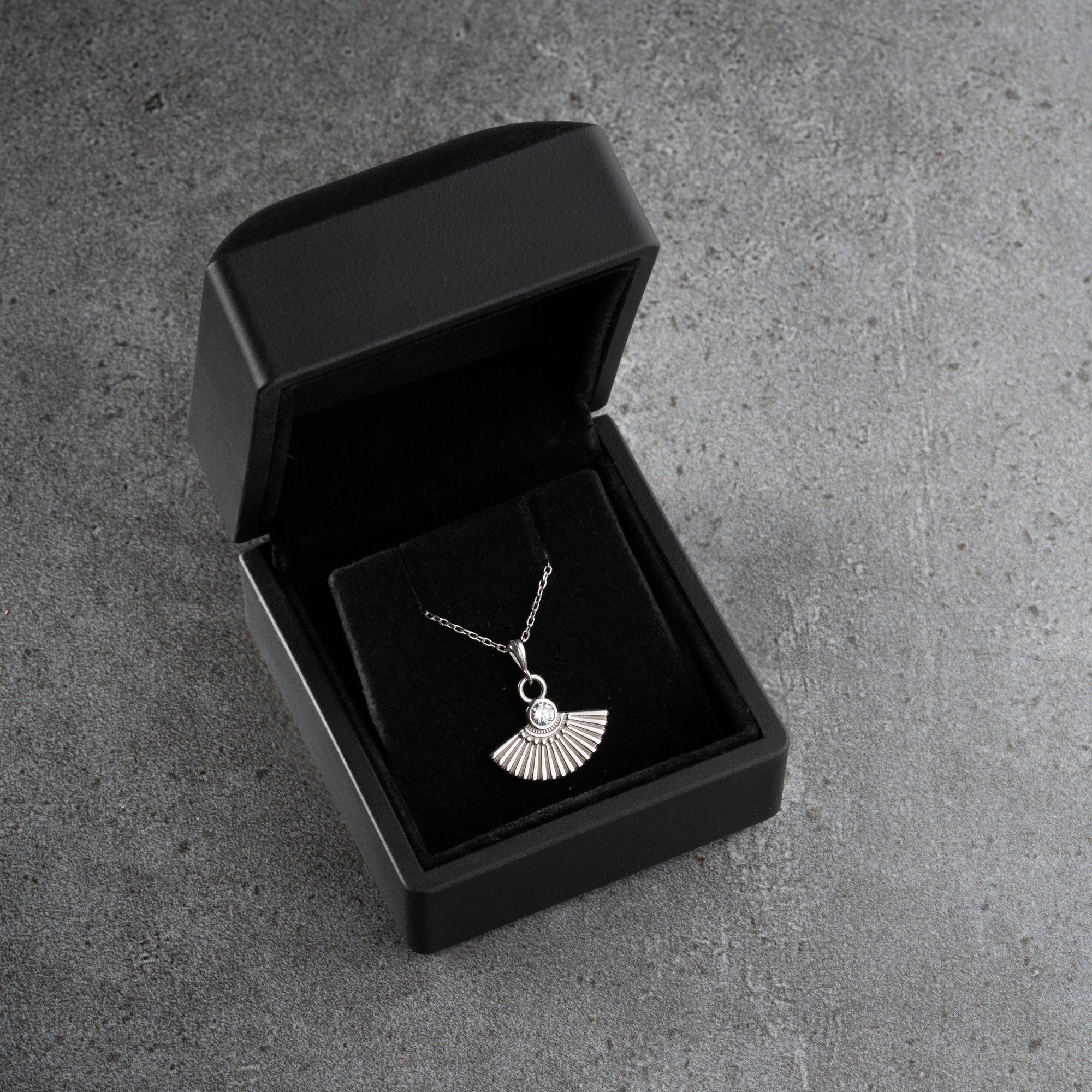 ZIRKONIA FÄCHER HALSKETTE aus 925 Silber - Eleganter Halskette - AURIME