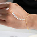 Handkette aus 925 Silber von AURIME, elegante Silberkette mit filigranem Design, auf weißem Hintergrund fotografiert