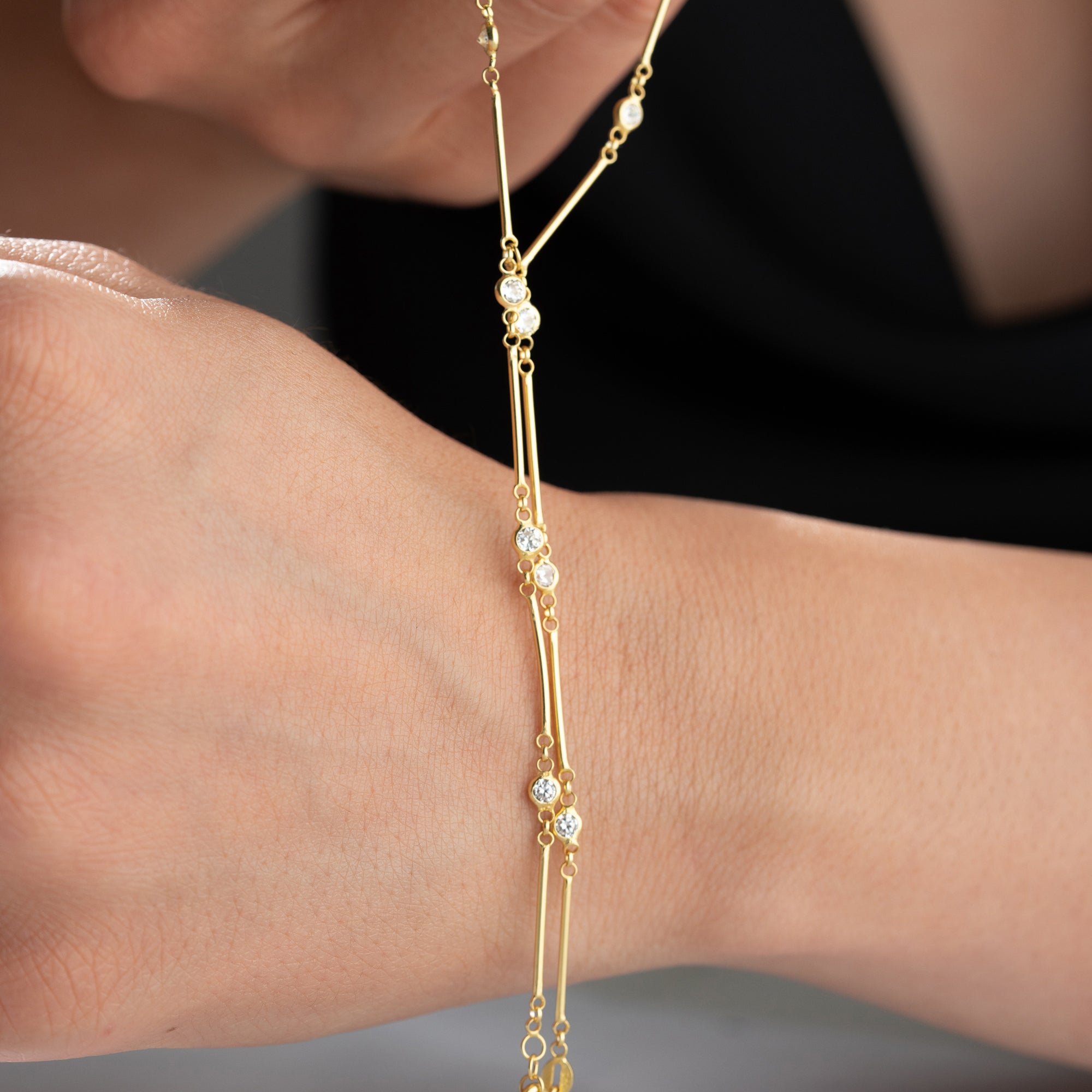 RUNA HANDKETTE aus 925 Silber - Eleganter Halskette - AURIME