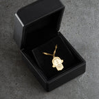 FATIMAS HAND MIT WUNSCHBUCHSTABE aus 925 Silber - Hochwertiger Schmuck - AURIME