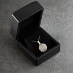 MUSCHEL-HALSKETTE MIT GRAVUR aus 925 Silber - Eleganter Halskette - AURIME