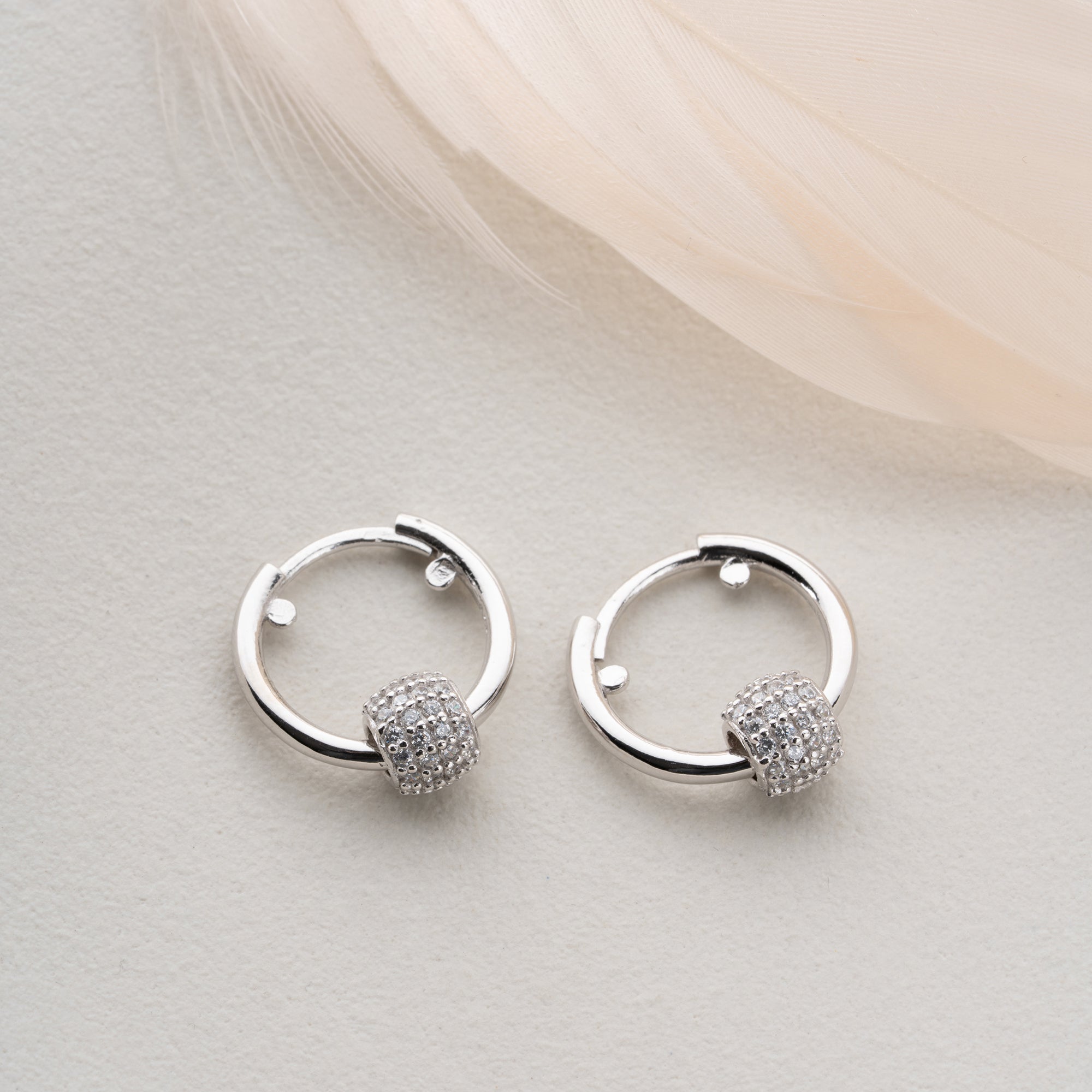 RUND MIT STEINEN OHRRINGE | 925 SILBER