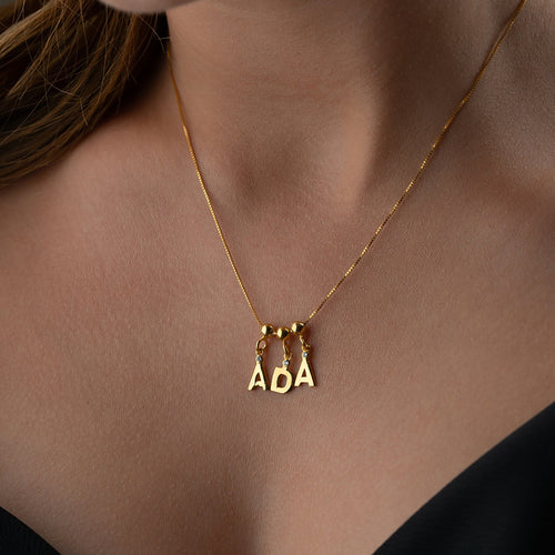 AMOR Namens-Kette aus 925 Silber von Aurime, personalisiertes Schmuckstück mit Namensgravur, stilvolle Halskette für Damen