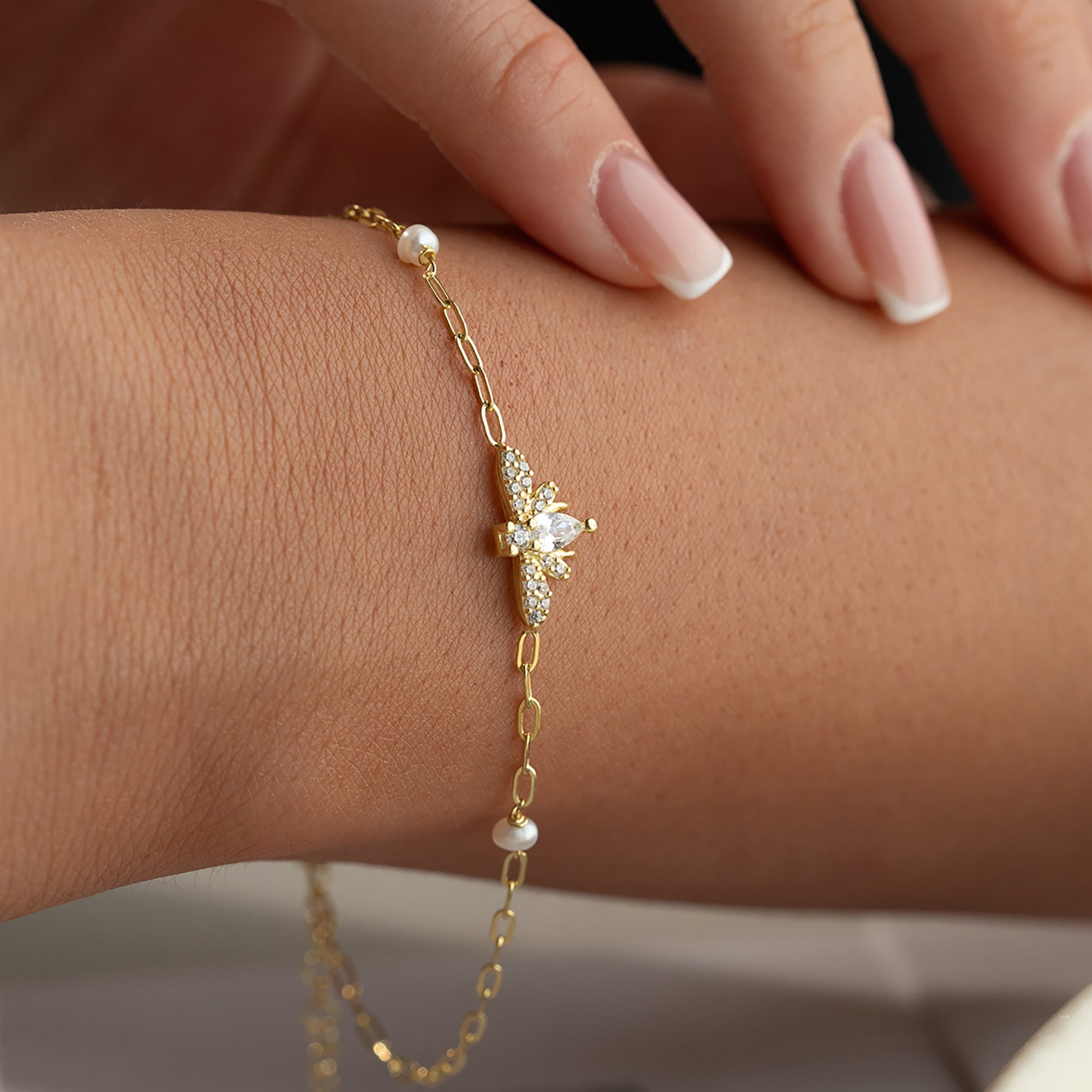 PEARL MIA ARMBAND aus 925 Silber - Eleganter Armband - AURIME