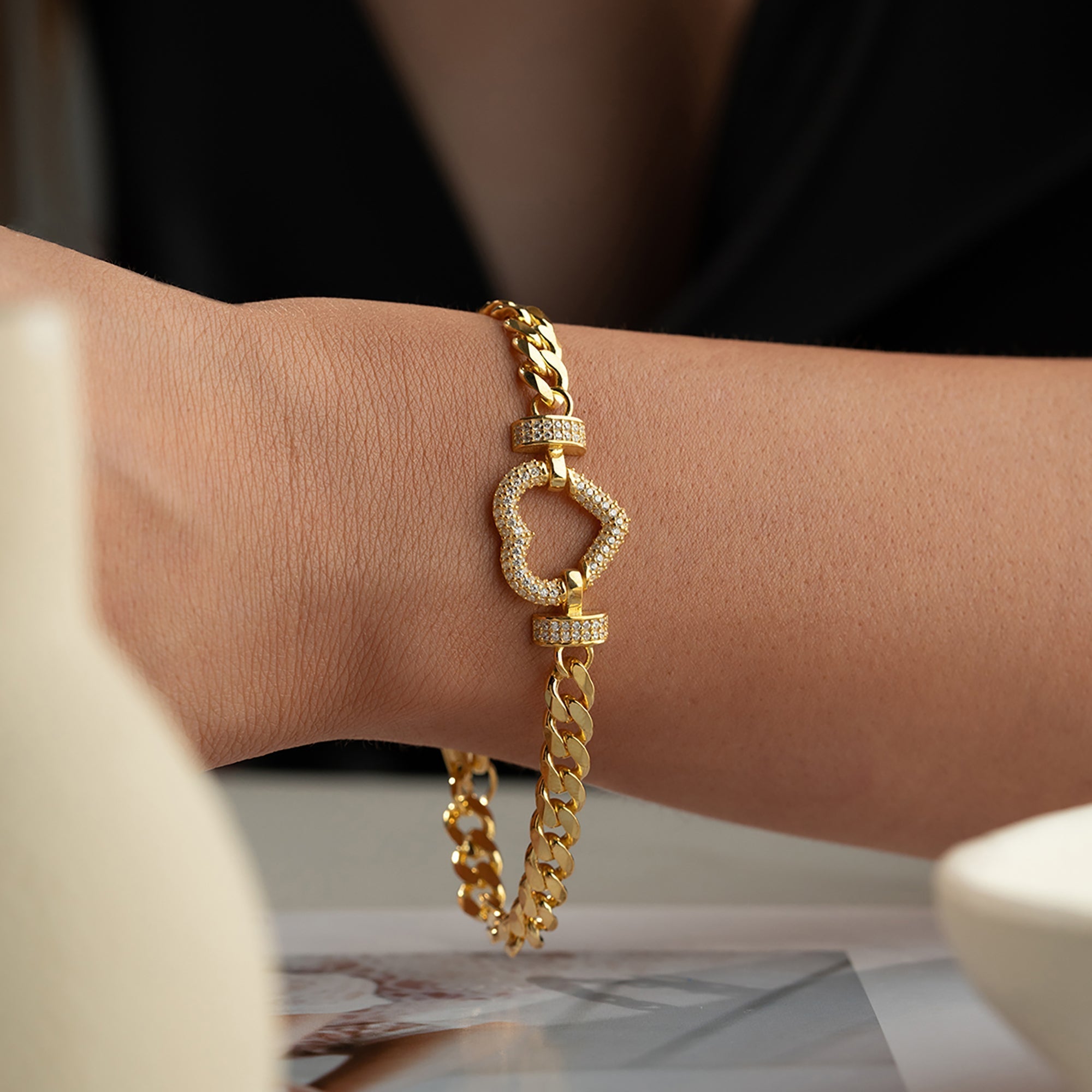 MEE HEART ARMBAND aus 925 Silber - Eleganter Armband - AURIME