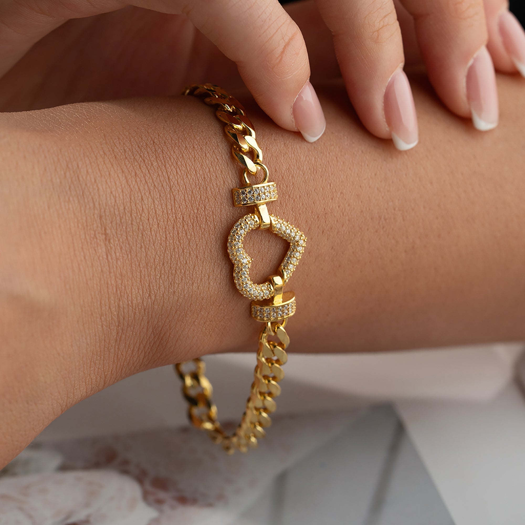 MEE HEART ARMBAND aus 925 Silber - Eleganter Armband - AURIME