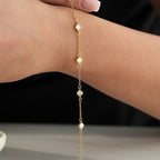 MINIMAL WEISSE KLEE ARMKETTE aus 925 Silber - Eleganter Halskette - AURIME