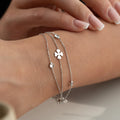 Silbernes SORE STONE Armband aus 925 Silber von AURIME, detailreiche Gestaltung und geschmeidiges Design sichtbar.