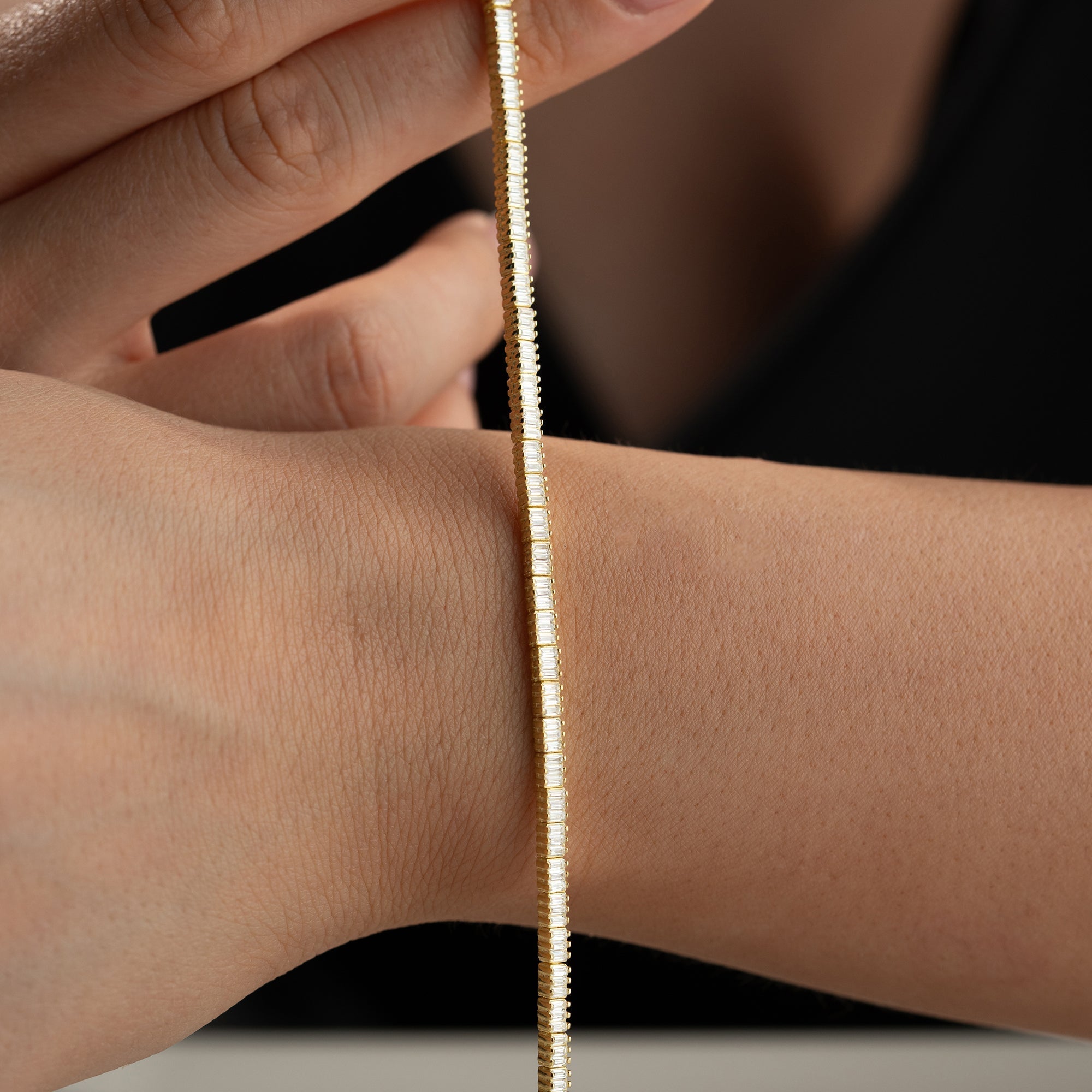 NIVUDE BAGEUETTE ARMBAND aus 925 Silber - Eleganter Armband - AURIME