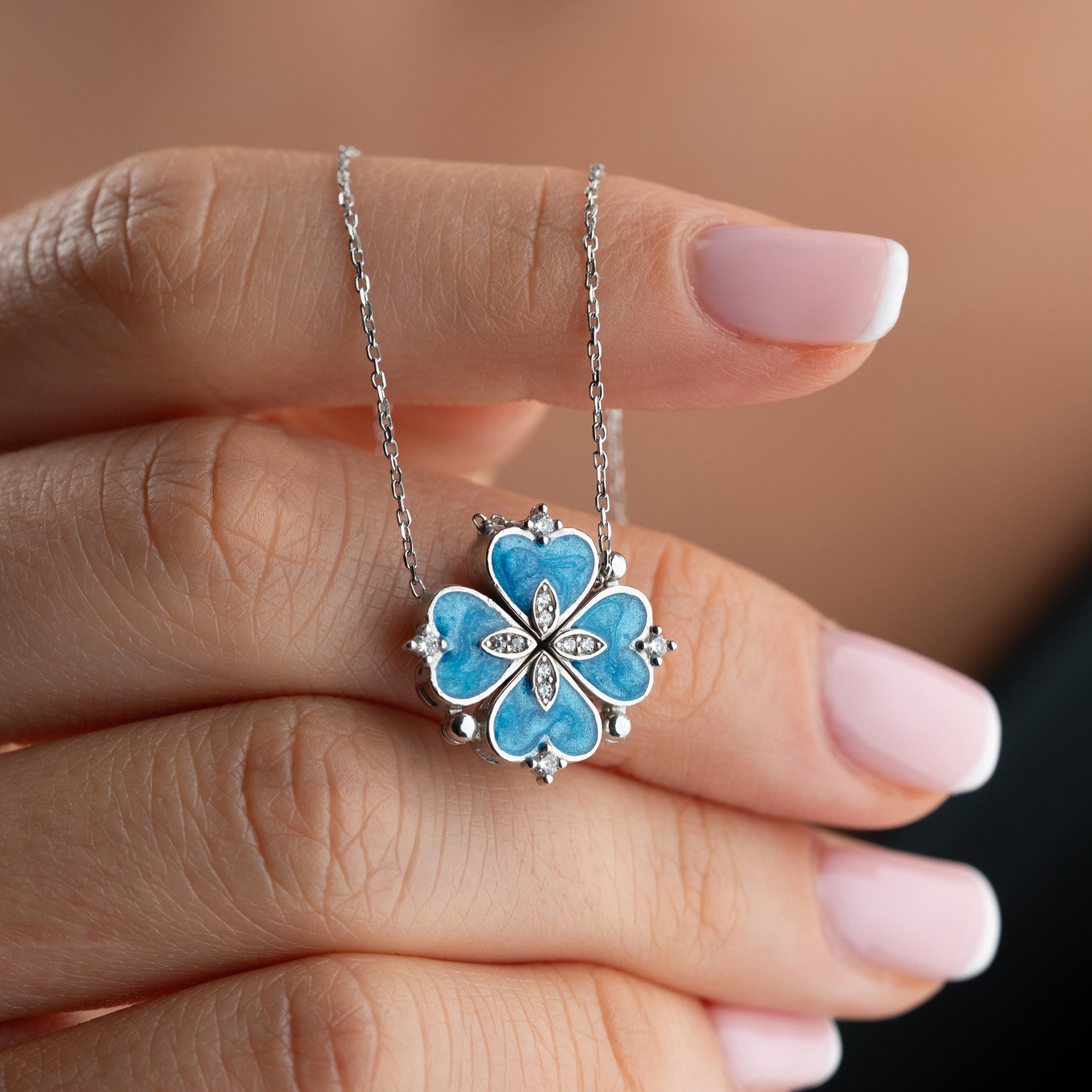 MAGNETISCHE BLUME HALSKETTE | 925 SILBER