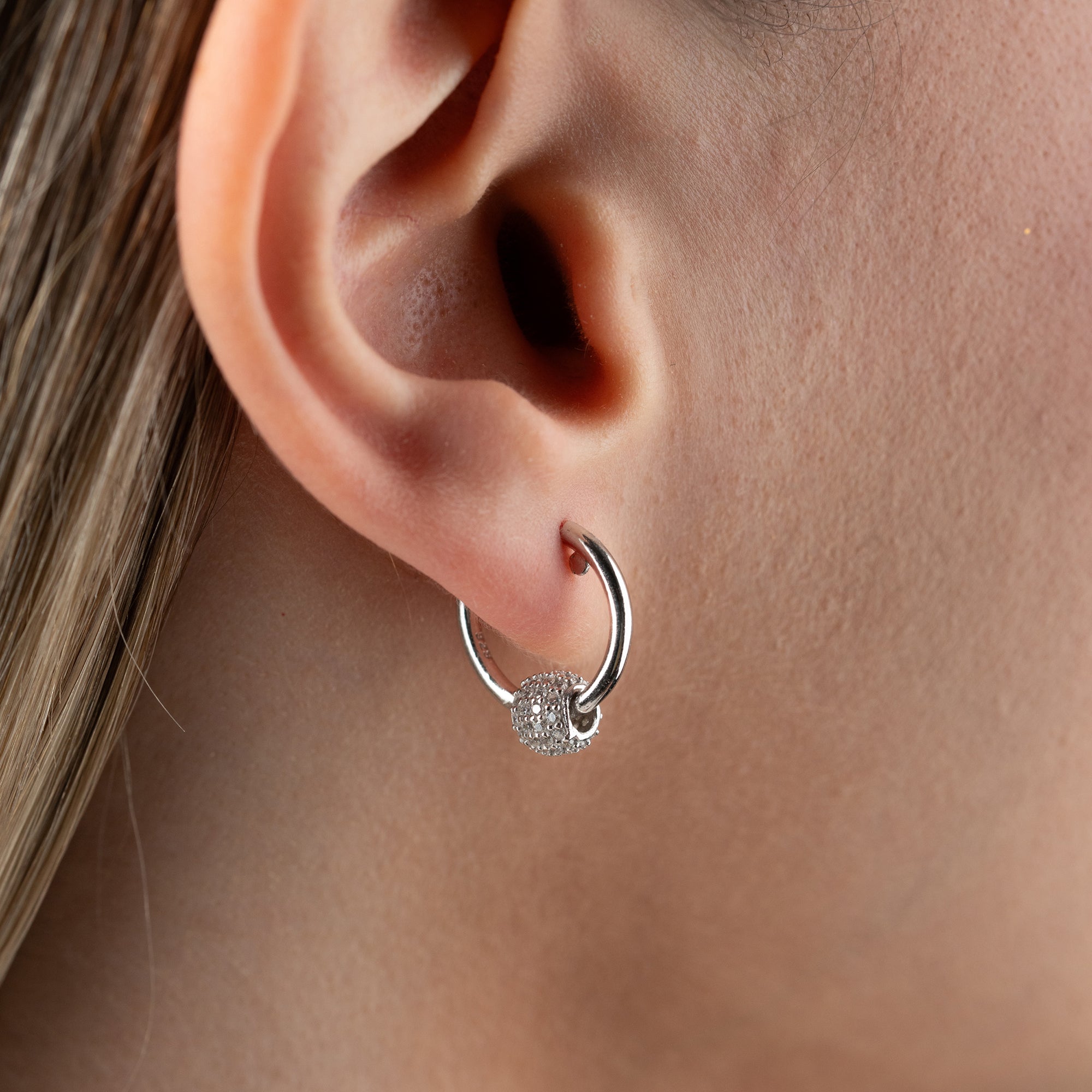 RUND MIT STEINEN OHRRINGE | 925 SILBER