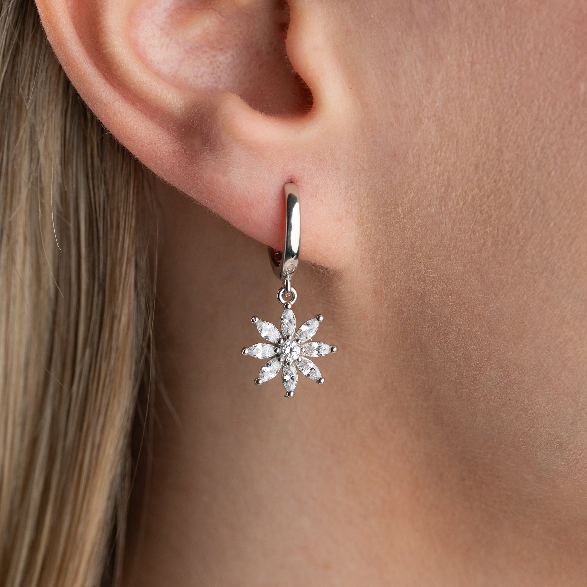 LOTOSBLUME  OHRRINGE | 925 SILBER