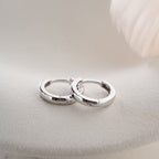 MINIMALISTISCHER BASIC-SILBERRING OHRRINGE | 925 SILBER