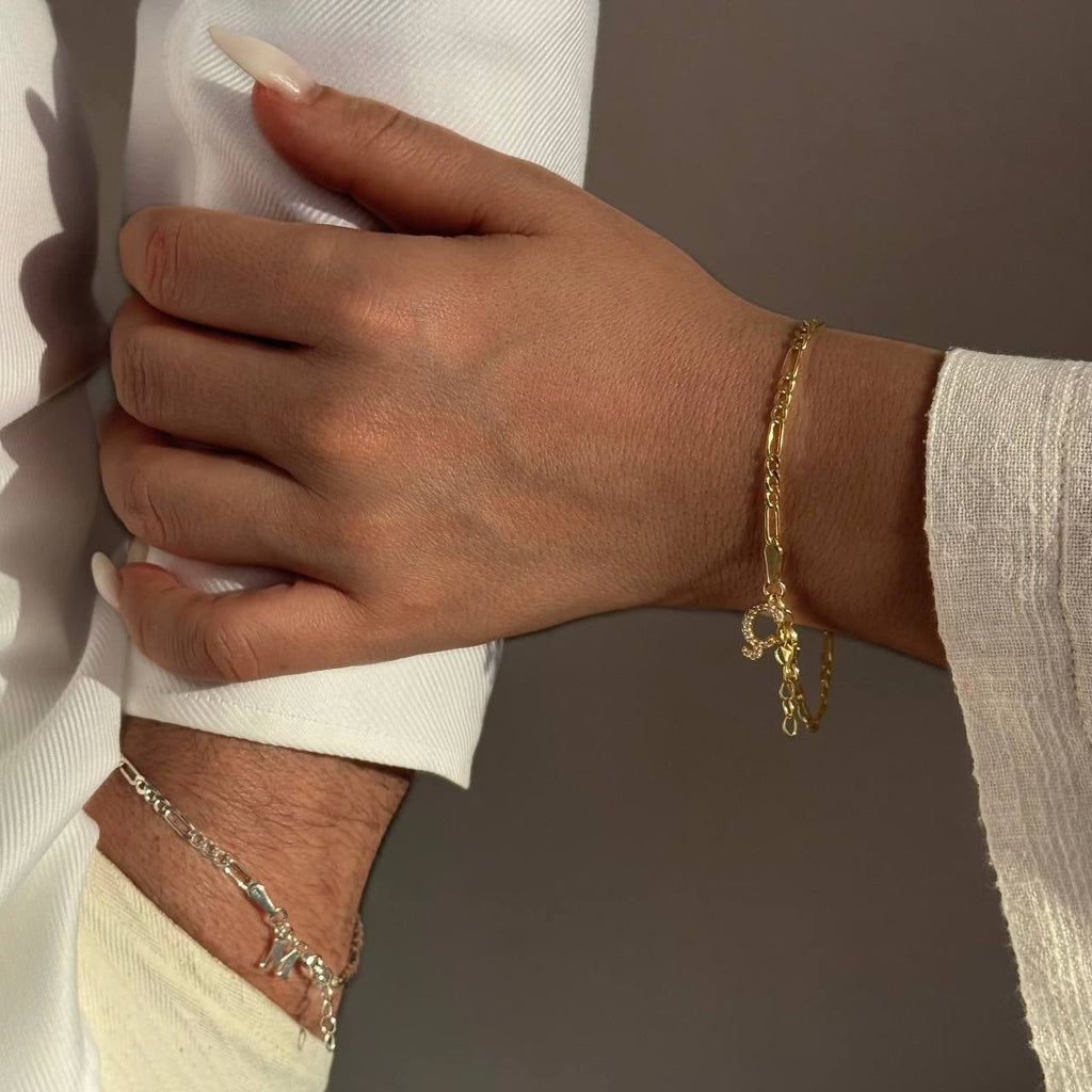 FIGARO BUCHSTABEN PARTNERARMBAND aus 925 Silber - Eleganter Armband - AURIME