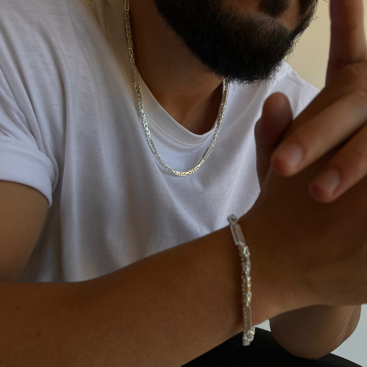 KÖNIGS ARMBAND MIT STRASSTEIN aus 925 Silber - Eleganter Armband - AURIME