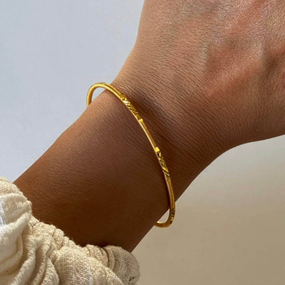 LUME AJDA ARMREIFEN aus 925 Silber - Hochwertiger Schmuck - AURIME