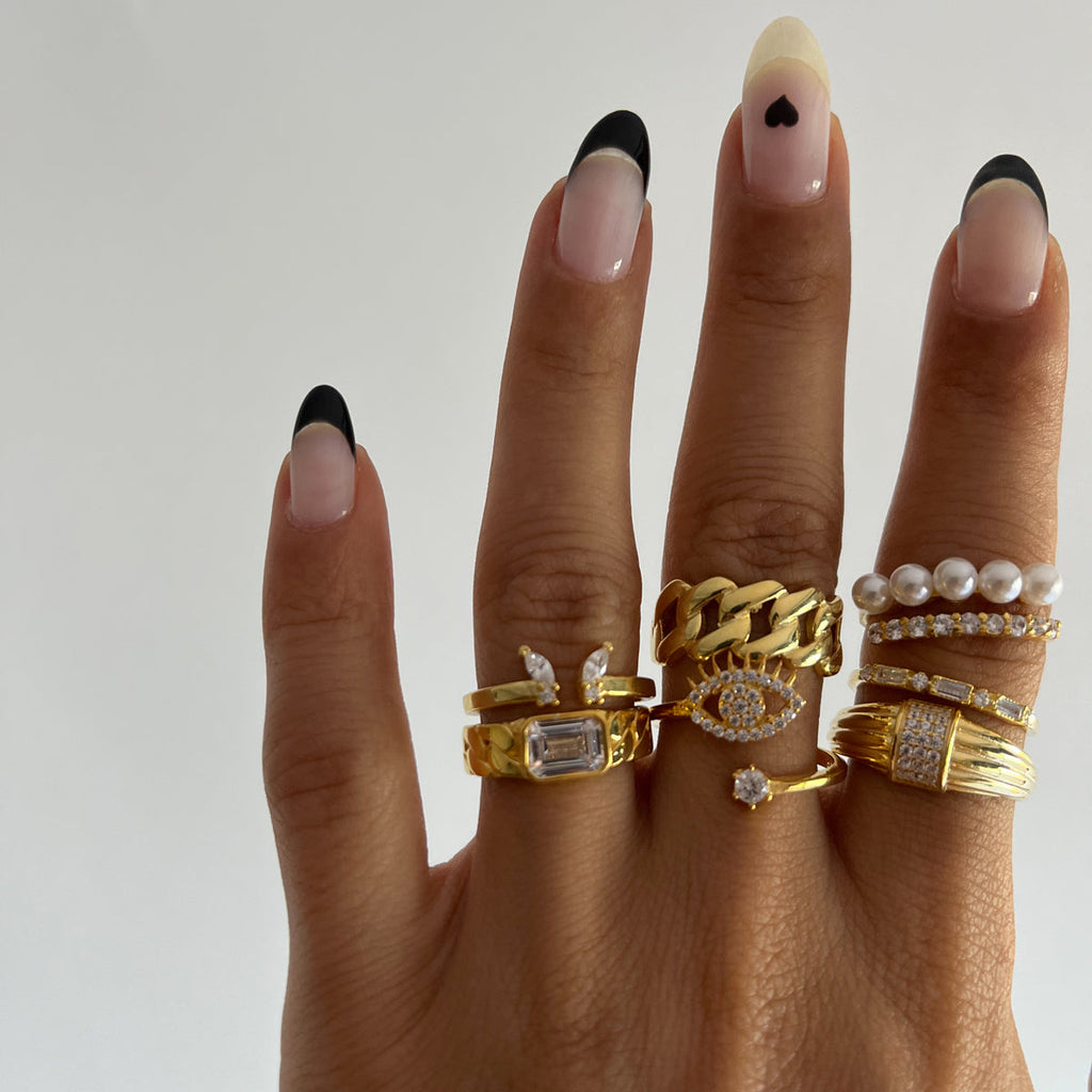 ZIRKONIA RUND RING aus 925 Silber - Eleganter Ring - AURIME