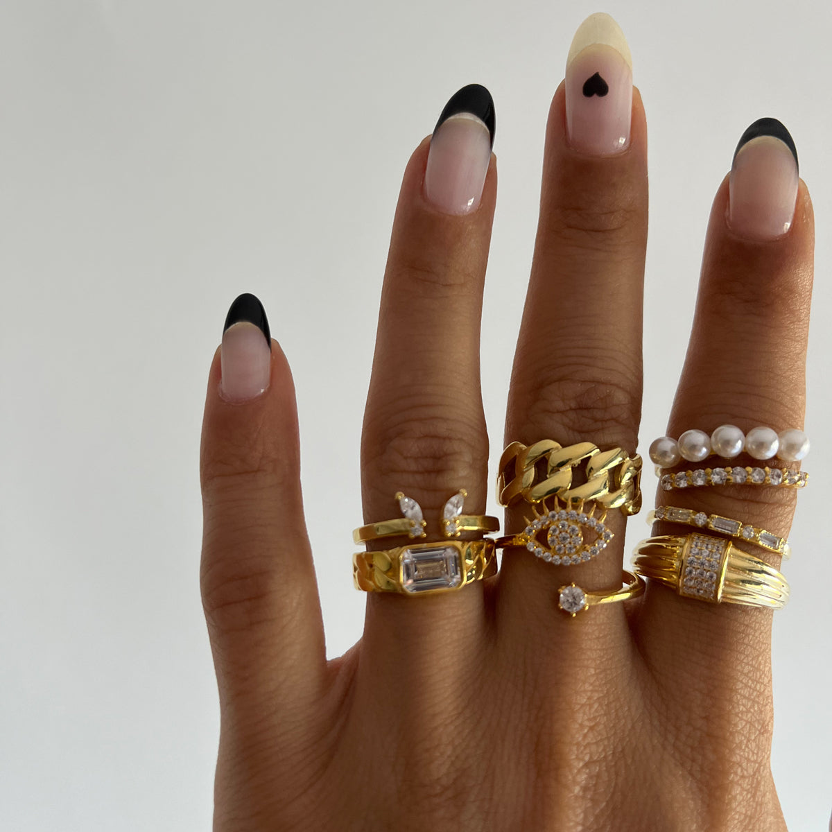ZIRKONIA BUTTERFLY RING aus 925 Silber - Eleganter Ring - AURIME