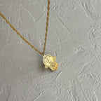 FATIMAS HAND MIT WUNSCHBUCHSTABE aus 925 Silber - Hochwertiger Schmuck - AURIME