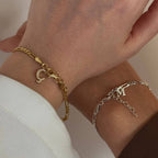 FIGARO BUCHSTABEN PARTNERARMBAND aus 925 Silber - Eleganter Armband - AURIME