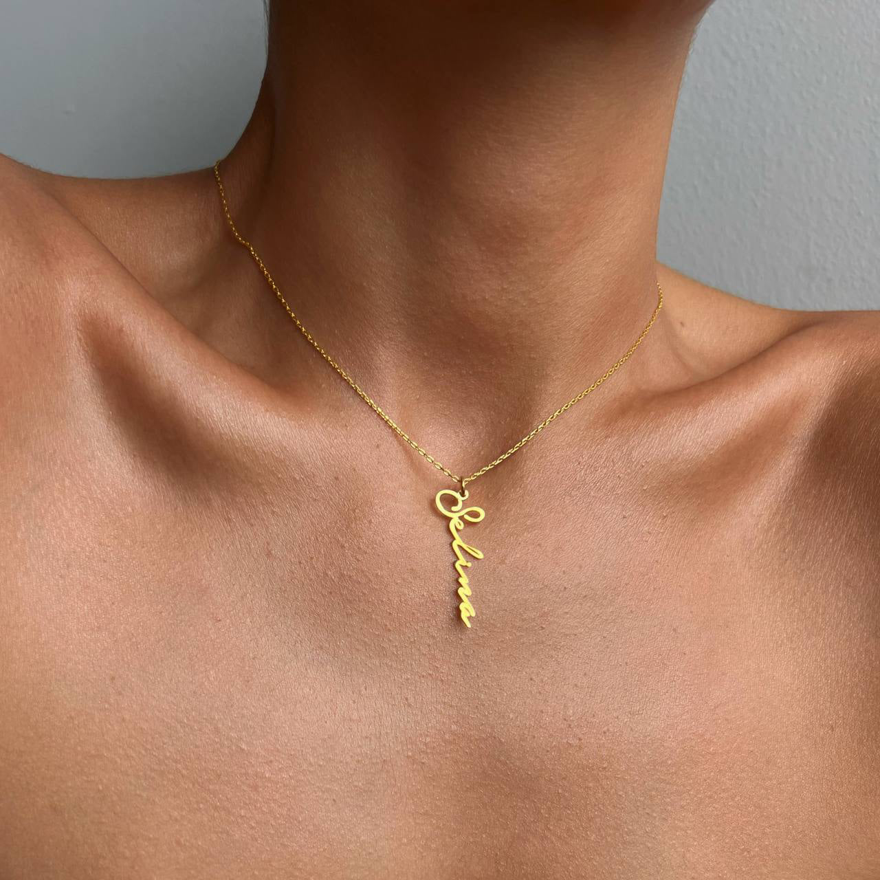 Signatur Senkrechte Namenskette (7017627844653)