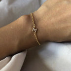 ZIRKONIA LETTER ARMKETTE aus 925 Silber - Eleganter Halskette - AURIME