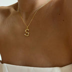 PEARL X ZIRKONIA BUCHSTABENKETTE aus 925 Silber - Eleganter Halskette - AURIME