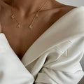 AURIME CHOCKER Mama Kette mit Zirkonia Stein aus 925 Silber, enge Halskette mit funkelndem Zirkonia-Detail.