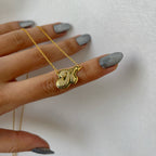 GLITTERY LETTER NECKLACE aus 925 Silber - Hochwertiger Schmuck - AURIME