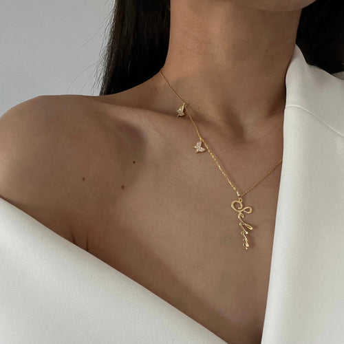 AURIME Butterfly X Signatur Kette aus 925 Silber, elegante Schmuckkette mit Schmetterling-Design und feiner Verarbeitung.
