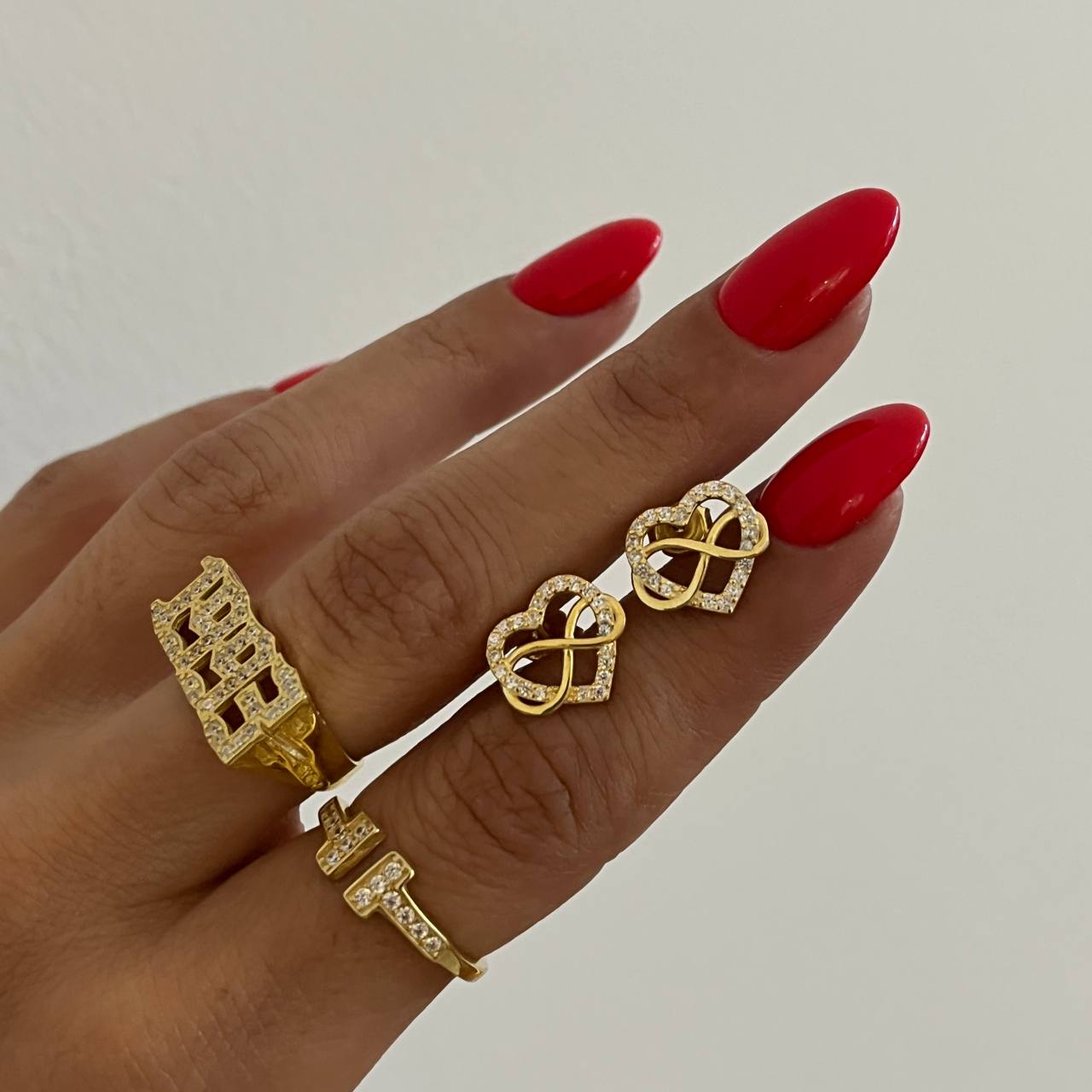 INFINITY LOVE OHRRINGE aus 925 Silber - Eleganter Ohrringe - AURIME