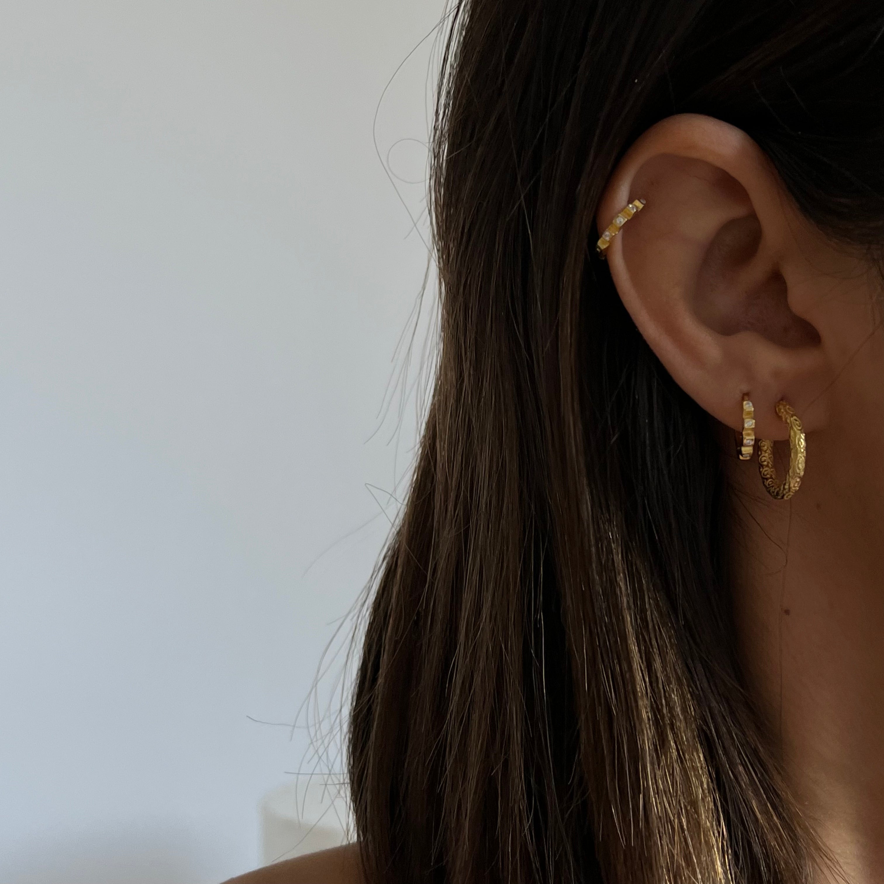 CREOLEN ZIRKONIA EARRING aus 925 Silber - Eleganter Ring - AURIME