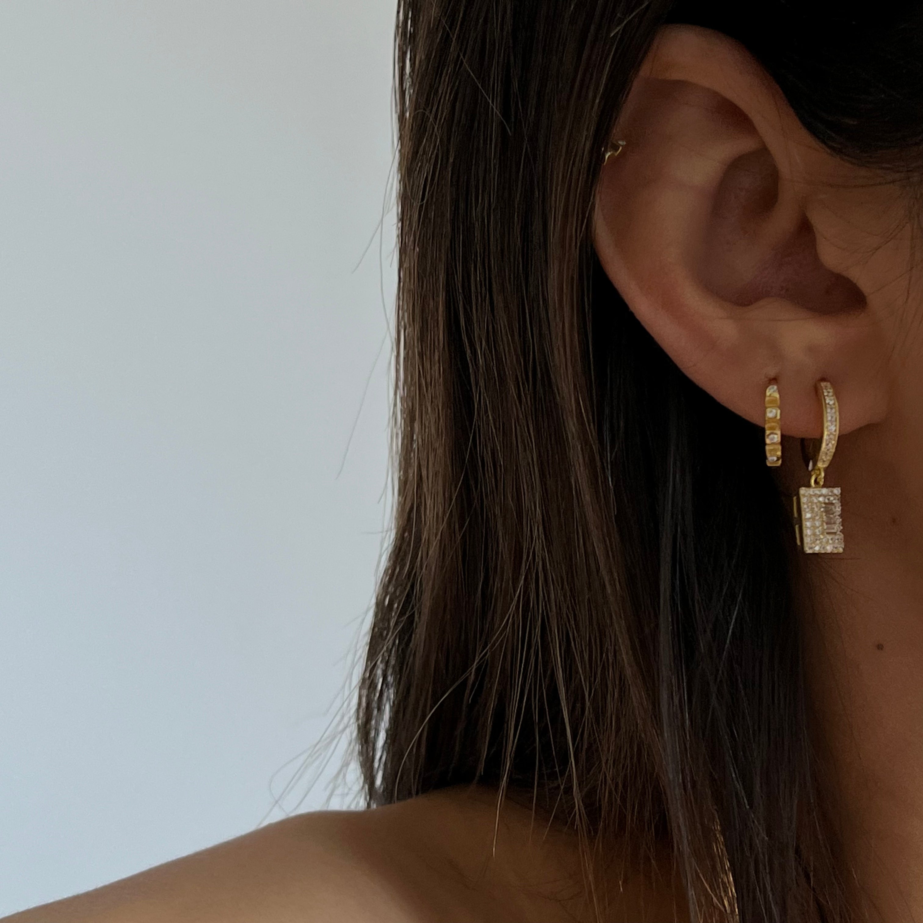 CREOLEN ZIRKONIA EARRING aus 925 Silber - Eleganter Ring - AURIME
