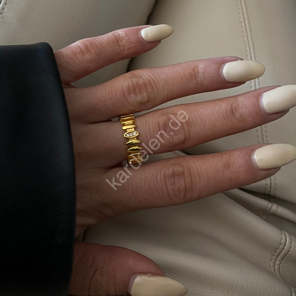 WAVE DESIGN ZIRKONIA RING aus 925 Silber - Eleganter Ring - AURIME