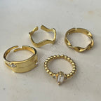 WAVE DESIGN ZIRKONIA RING aus 925 Silber - Eleganter Ring - AURIME