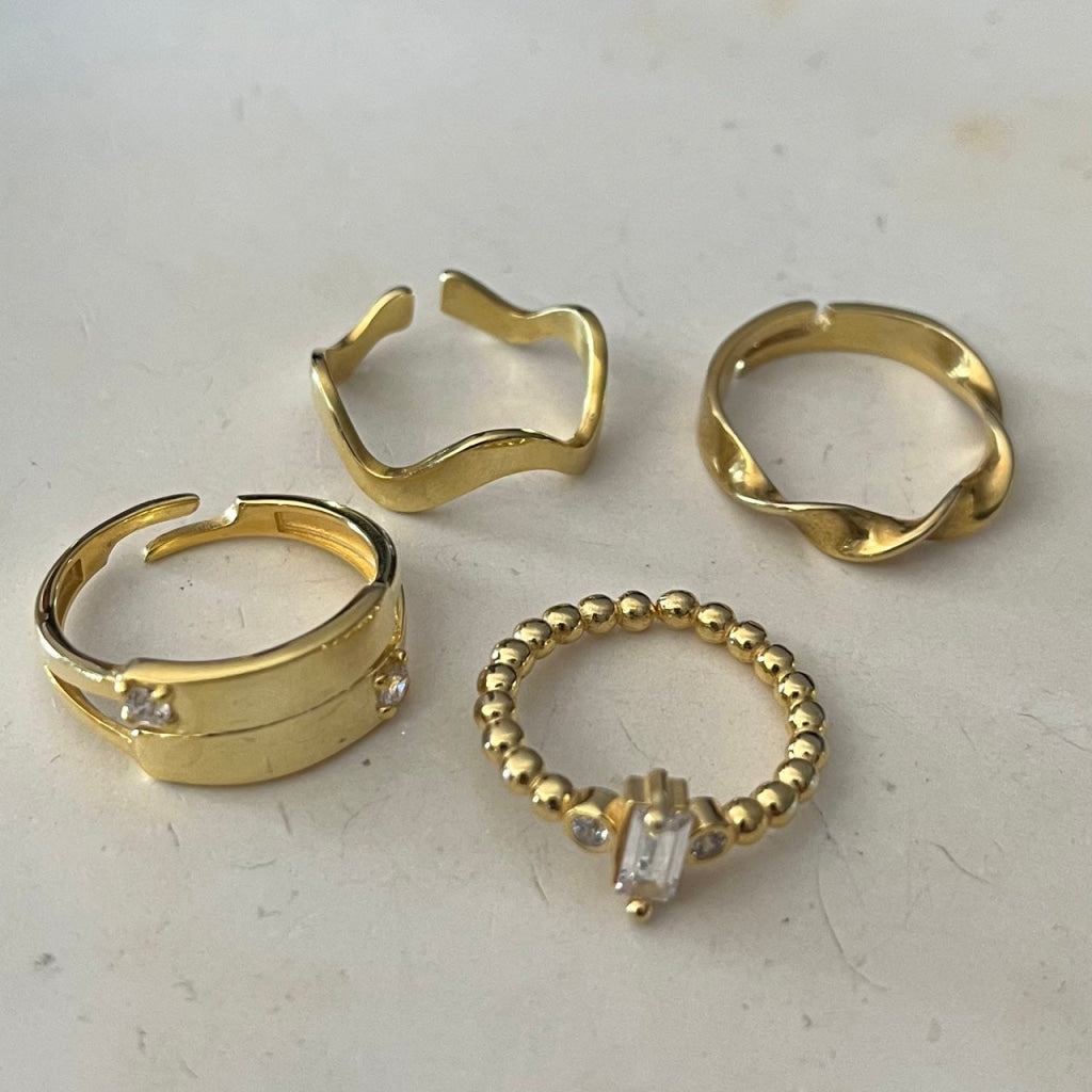 WAVE DESIGN ZIRKONIA RING aus 925 Silber - Eleganter Ring - AURIME